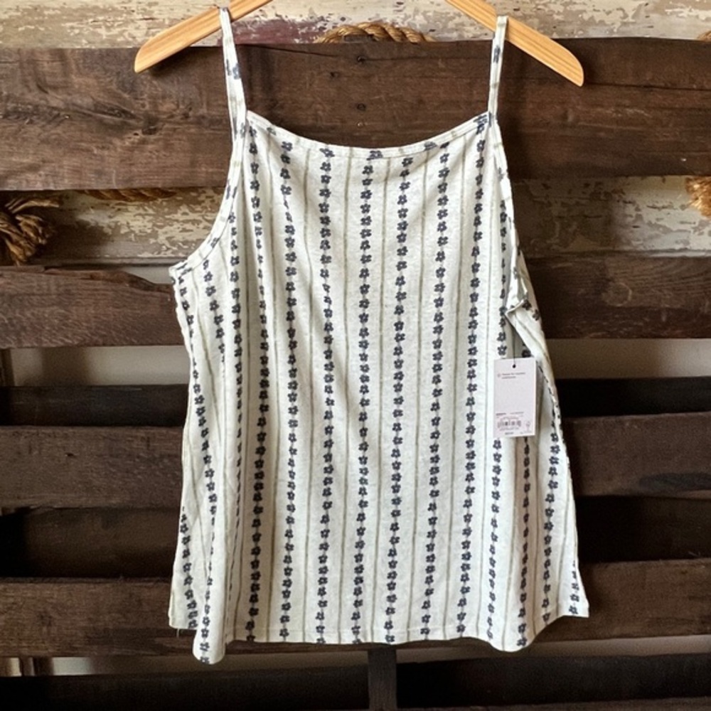 🟠NWT SONOMA Spaghetti Strap Tank in Cream with Blue Floral Print MED